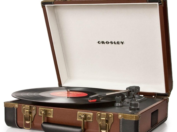 Crosley Executive Portable USB Turntable.